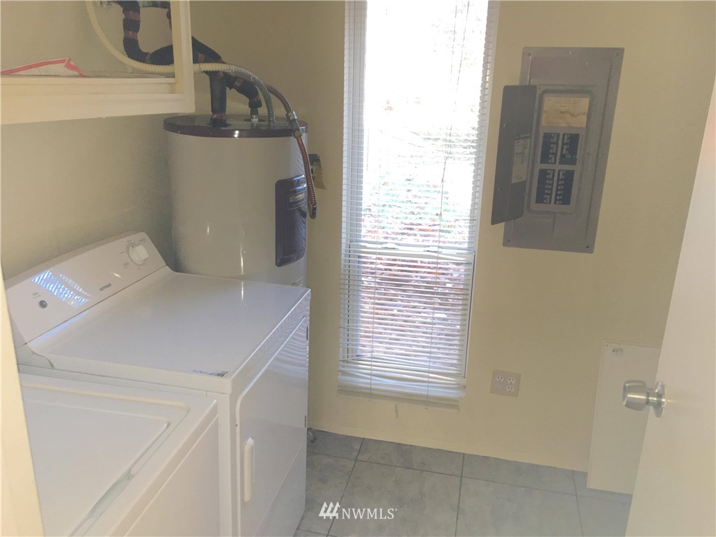 13925 Southeast Allen Rd. Bellevue, WA 98006 - Photo 16 of 17 Gallery Image 16