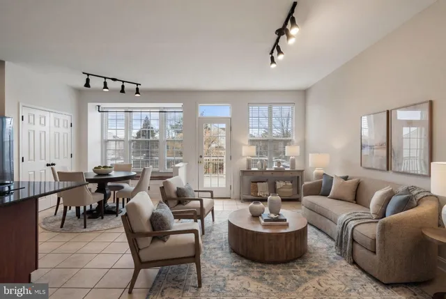 $659,000 | 820 Ferndale Terrace Northeast, Leesburg, VA 20176