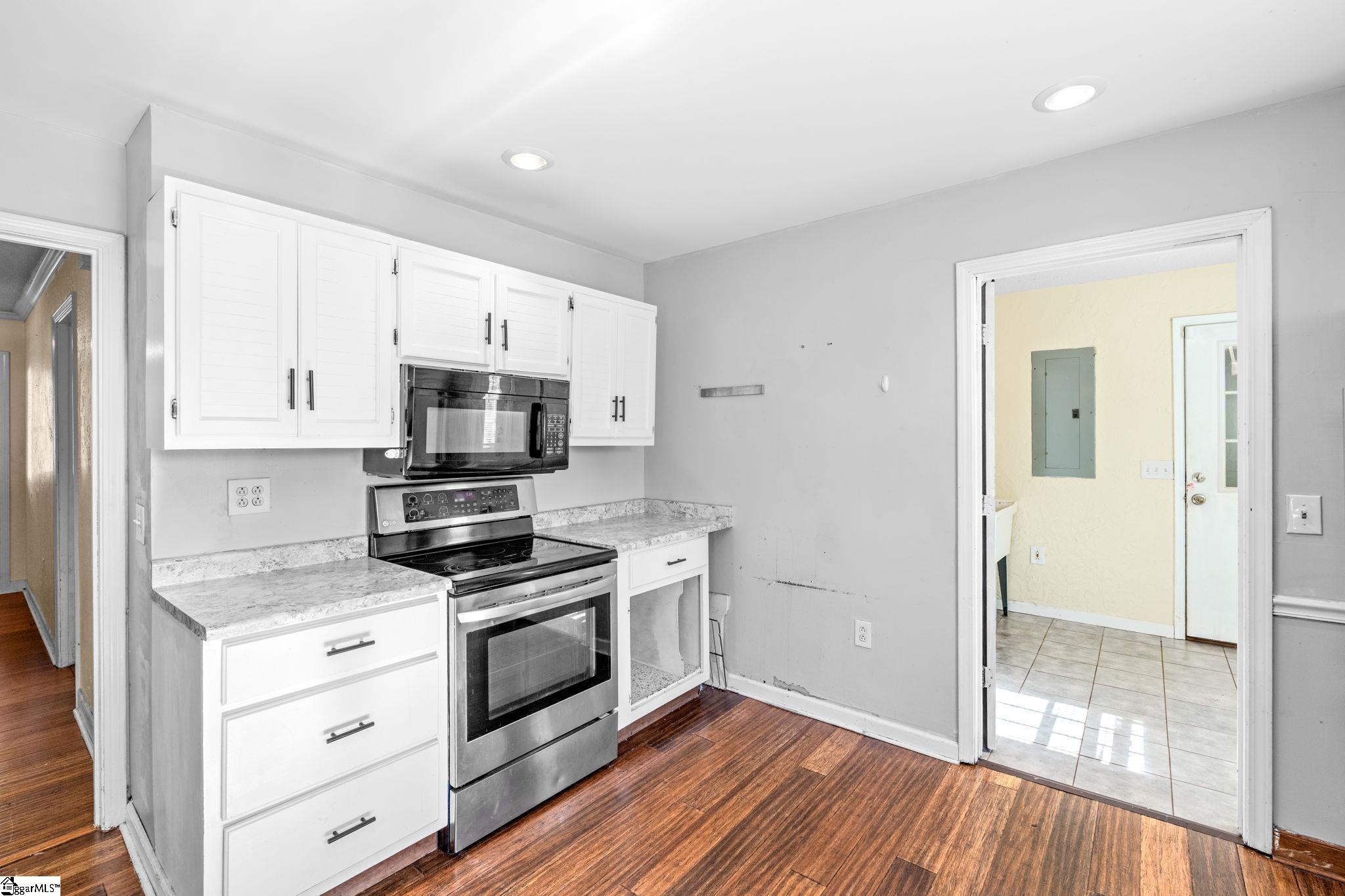 1816 Bethel Road Simpsonville, SC 29681 - Photo 12 of 34