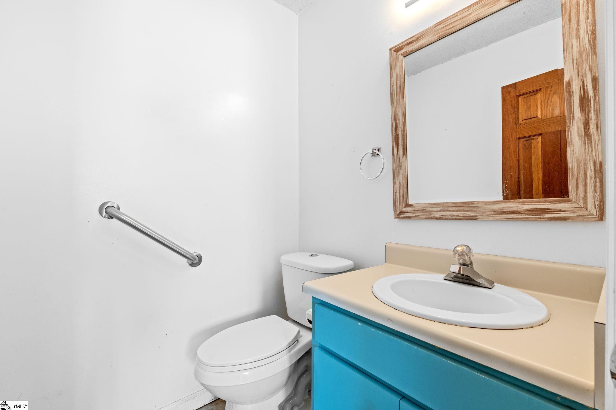 1816 Bethel Road Simpsonville, SC 29681 - Photo 17 of 34