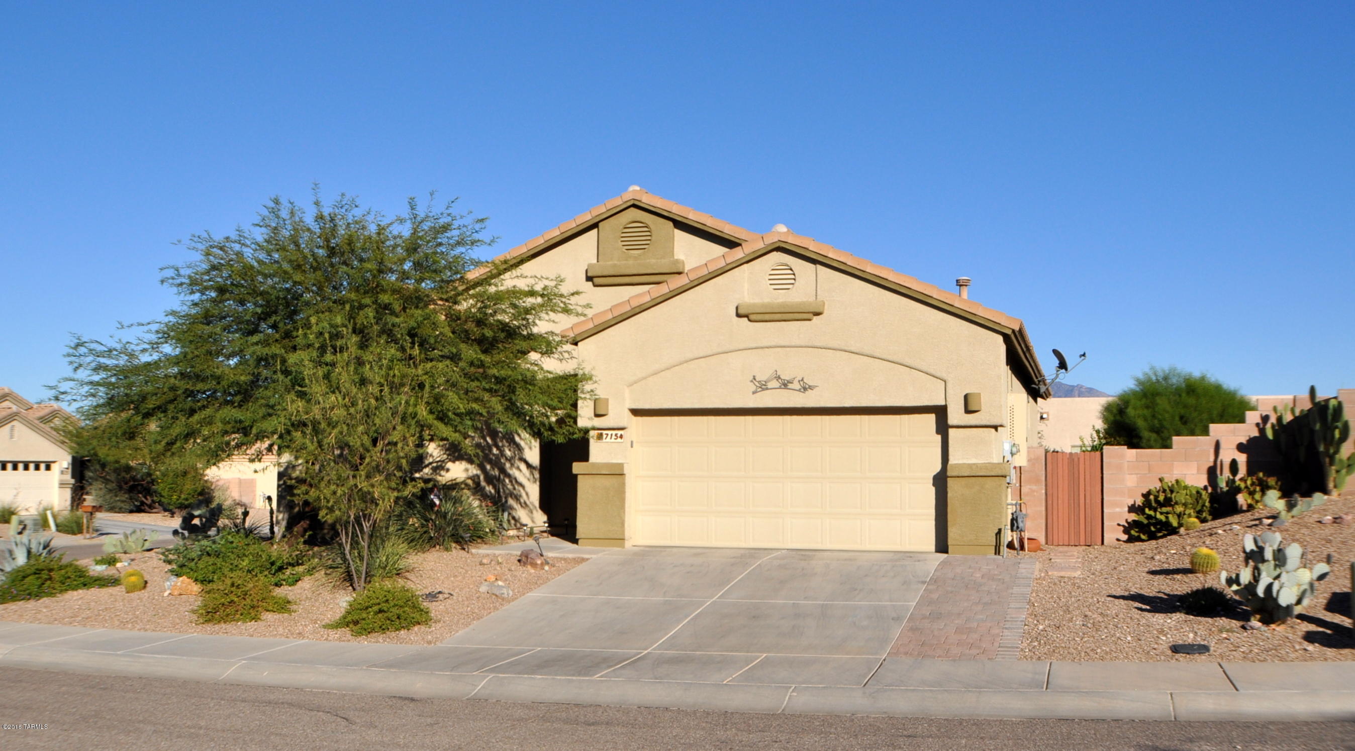 7154 West Oracle Ridge Trail Tucson, AZ 85743 - Photo 4 of 50