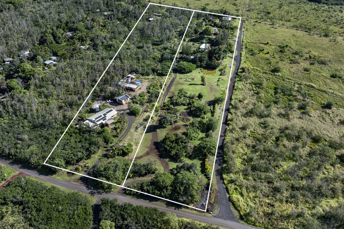 12-1098 Kaimu-Makena Homestead Road Pahoa, HI 96778 - Photo 8 of 29 a view of a yard with plants