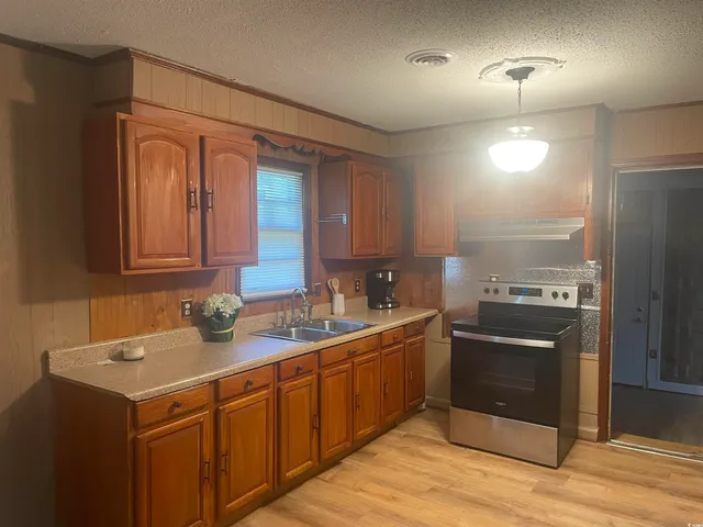 $149,900 | 704 West Alder Street, Andrews, SC 29510