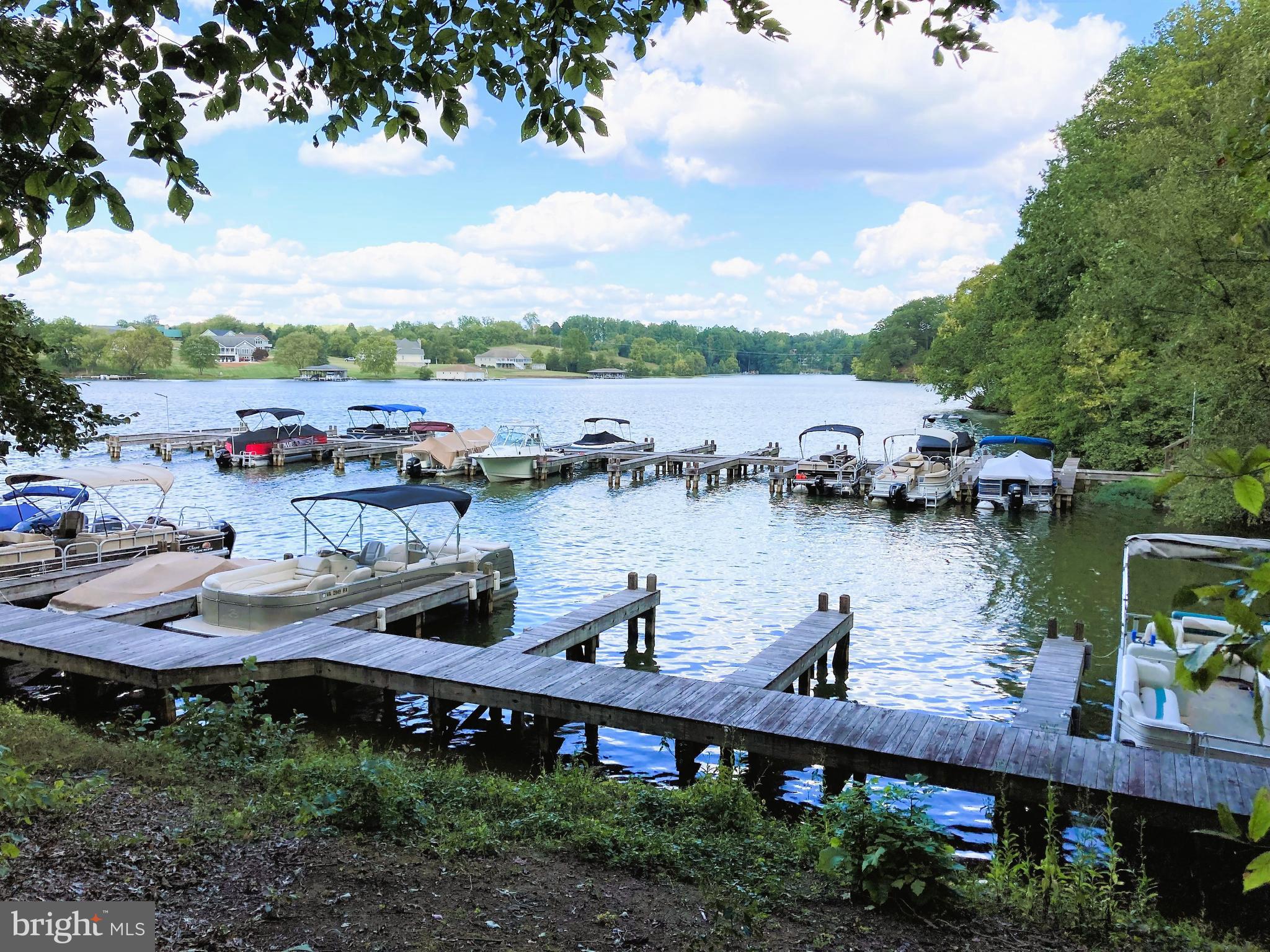 15506 Heth Drive Mineral, VA 23117 - Photo 16 of 26 Morgan I Boat Slips