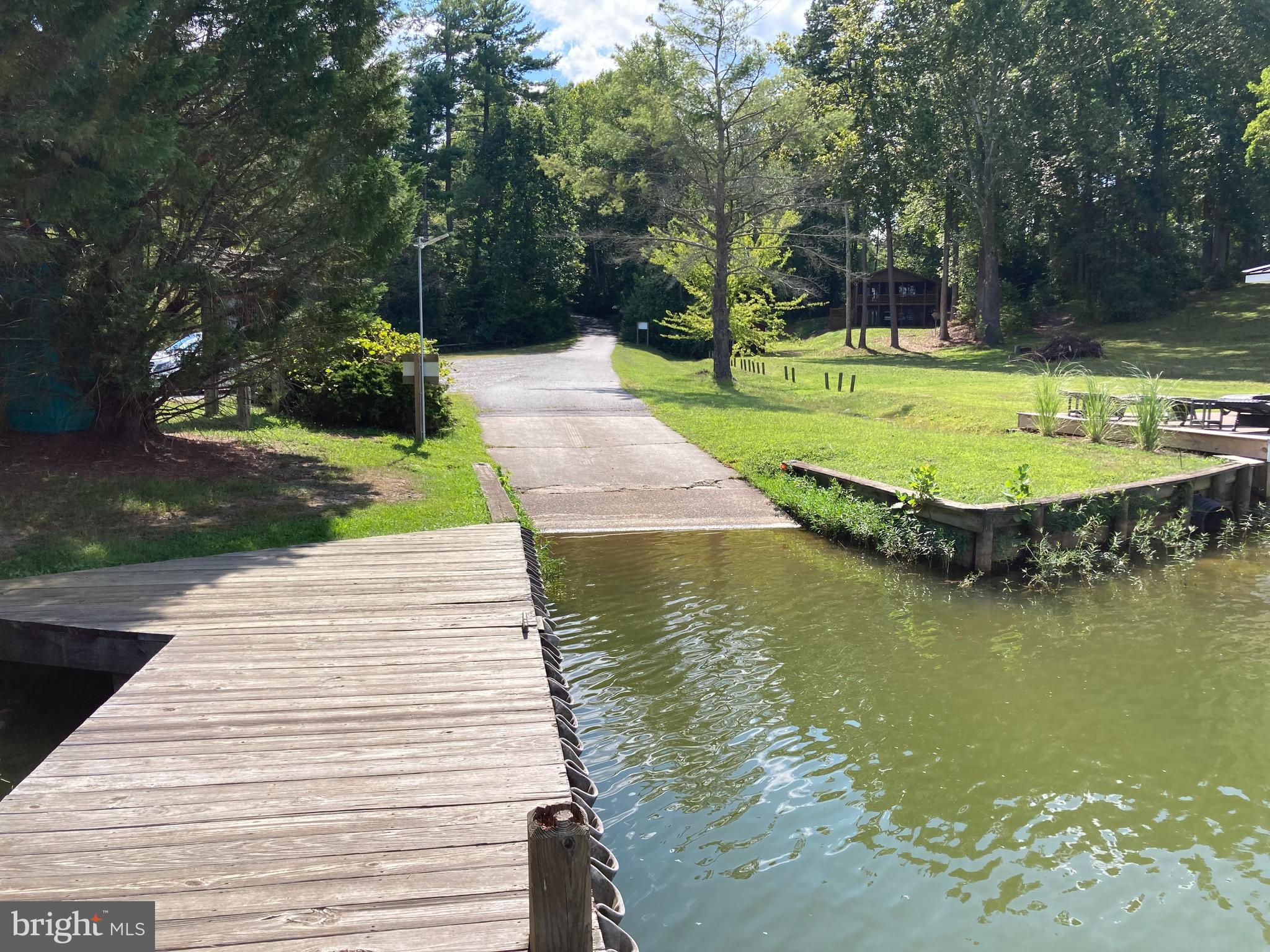 15506 Heth Drive Mineral, VA 23117 - Photo 21 of 26 Morgan II Boat Ramp and dock