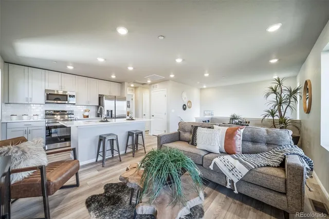 $374,999 | 13431 East 103rd Place, Commerce City, CO 80022