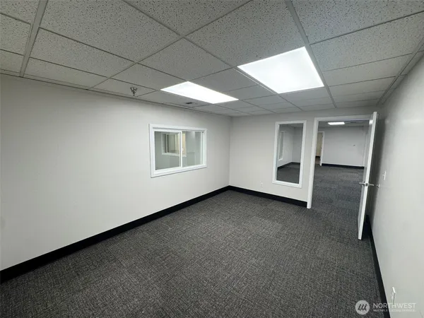 $4,900 | 3077 20th Street East, Unit D, Fife, WA 98424