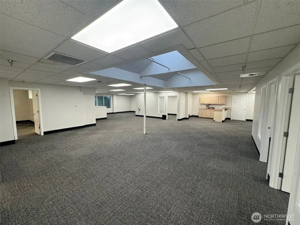 $4,900 | 3077 20th Street East, Unit D, Fife, WA 98424