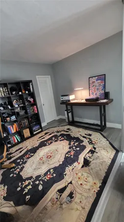 $3,500 | 5825 Collins Avenue, Unit 8J, Miami Beach, FL 33140