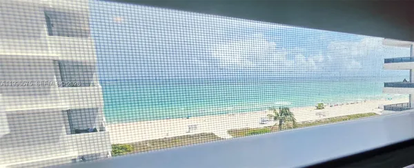 $3,500 | 5825 Collins Avenue, Unit 8J, Miami Beach, FL 33140