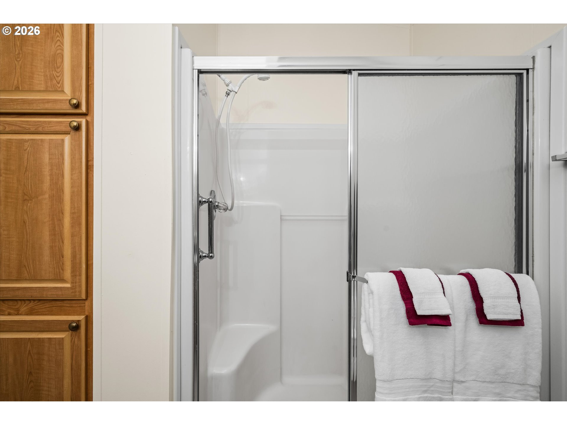 2569 Maia Loop Springfield, OR 97477 - Photo 15 of 36 Owner's Suite Bedroom