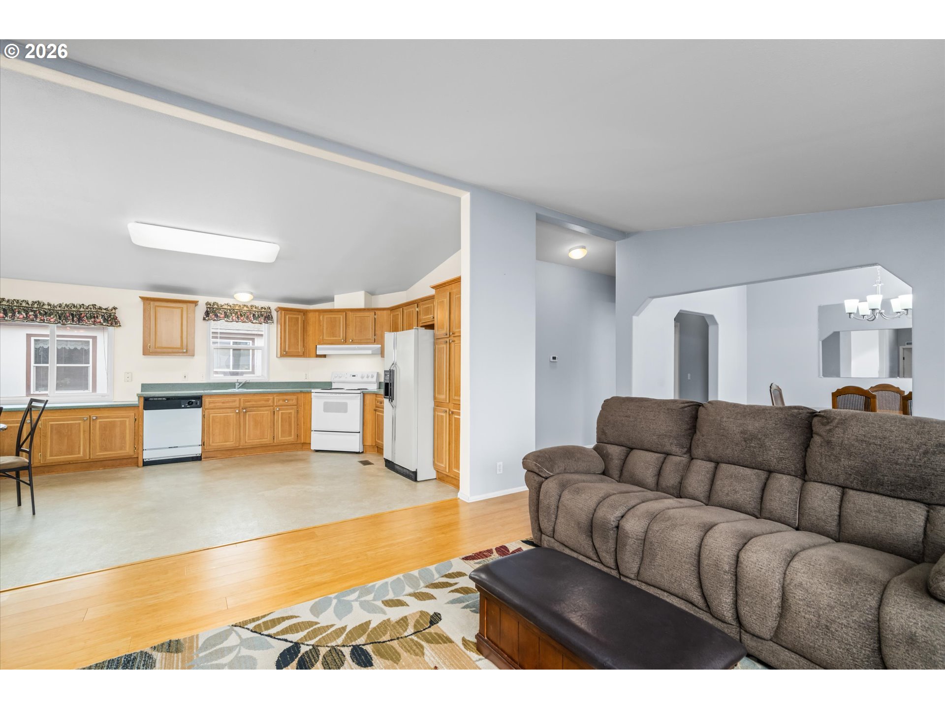 2569 Maia Loop Springfield, OR 97477 - Photo 5 of 36 Dining Room