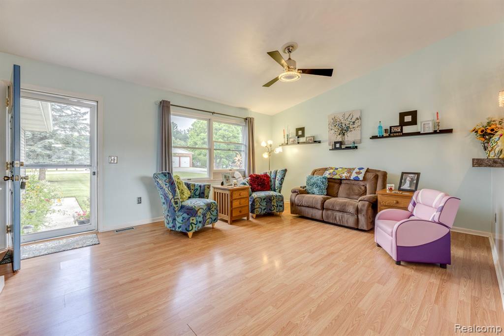 4548 Brott Road Ruby, MI 48049 - Photo 9 of 23