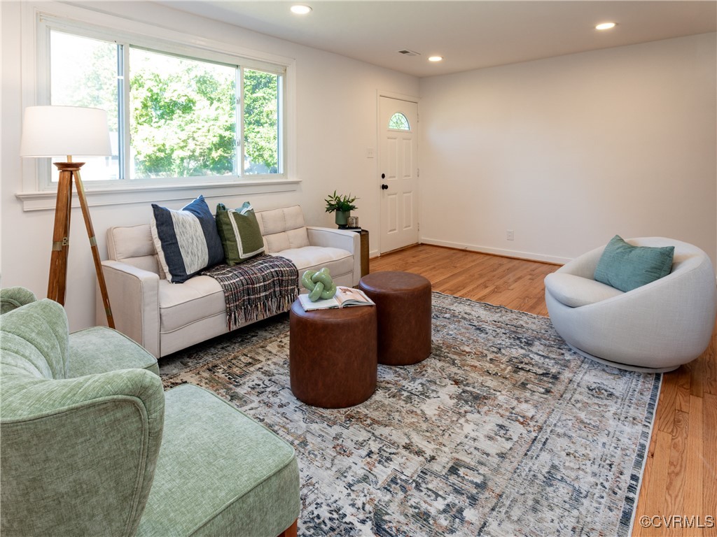 3311 Croydon Road Richmond, VA 23223 - Photo 4 of 23 a living room with furniture and a window