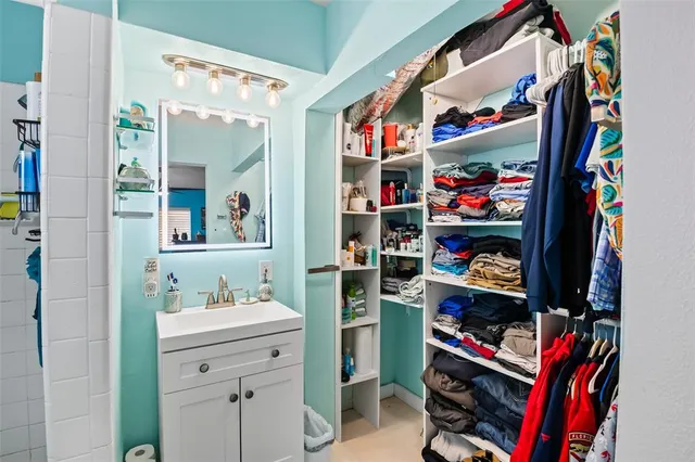 $774,900 | 832 Northeast 16th Place, Fort Lauderdale, FL 33305