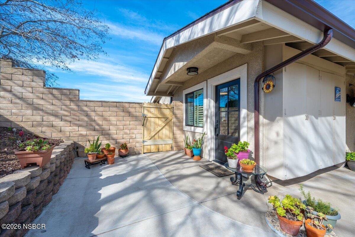 400 Mariott Road Santa Maria, CA 93454 - Photo 17 of 29 23-ADU Entrance