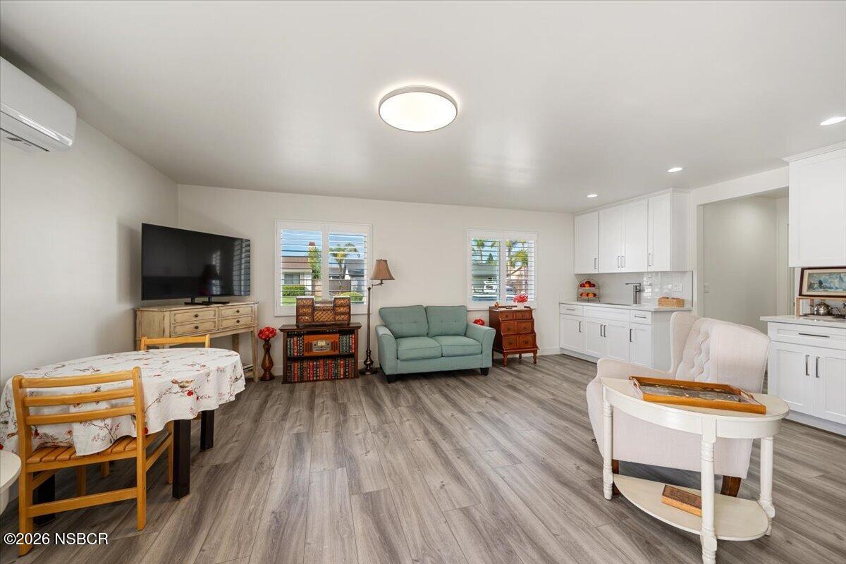 400 Mariott Road Santa Maria, CA 93454 - Photo 18 of 29 24-ADU Living Room
