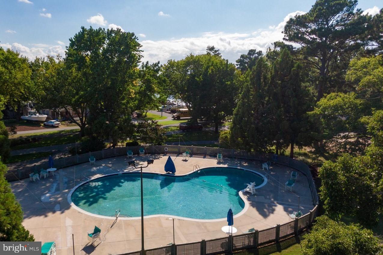 26608 Landing Road, Unit 27 Long Neck, DE 19966 - Photo 30 of 37 Private Pools