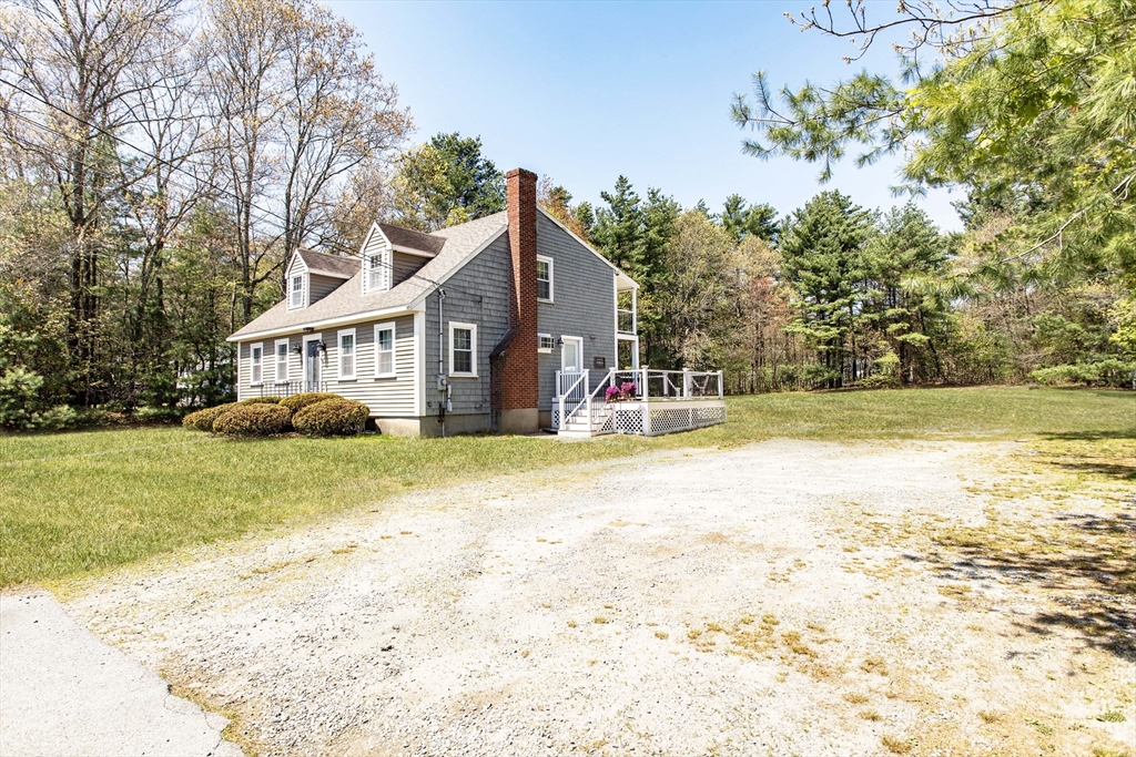25 Mill Street Raynham, MA 02767 - Photo 3 of 41