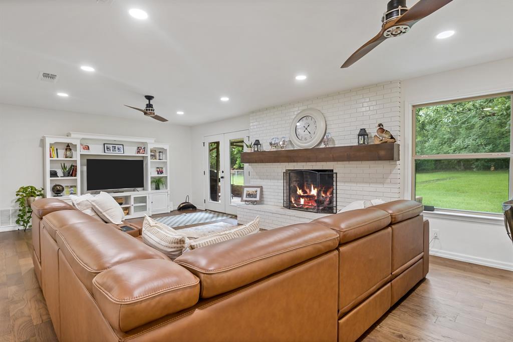 3054 Old Paris Road Mount Pleasant, TX 75455 - Photo 10 of 32 Gallery Image 10