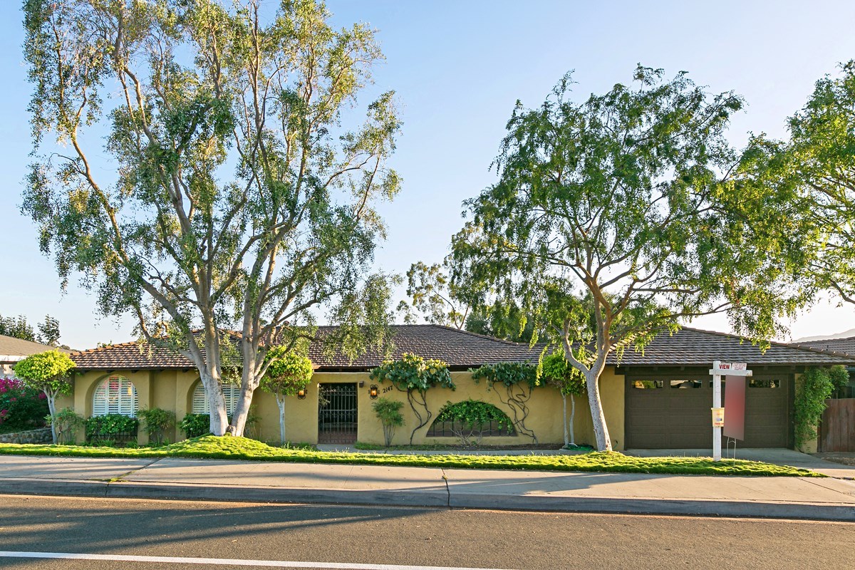 2147 Windmill View Road El Cajon, CA 92020 - Photo 2 of 25 Beautiful Curb appeal