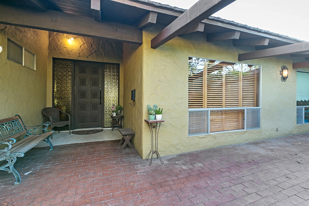 2147 Windmill View Road El Cajon, CA 92020 - Photo 4 of 25 Private Foyer Entry and Front patio