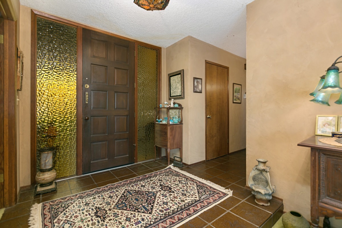 2147 Windmill View Road El Cajon, CA 92020 - Photo 8 of 25