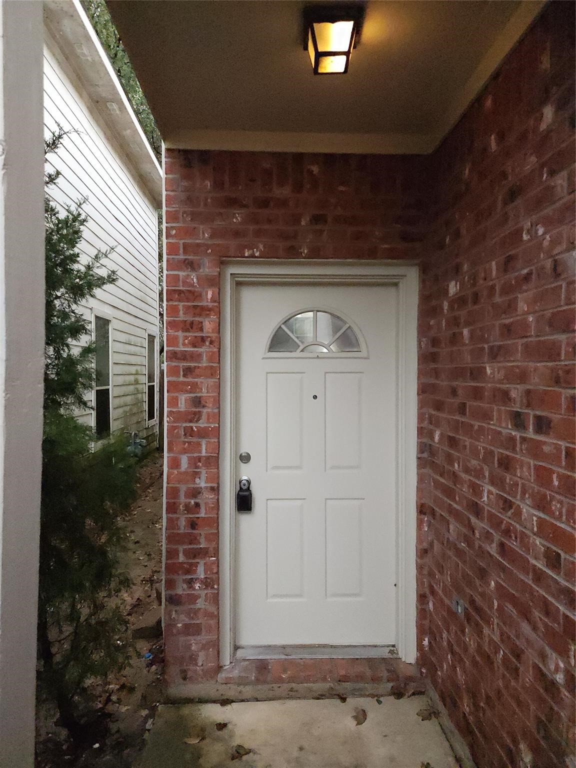 11710 Chetman Drive, Unit B Houston, TX 77065 - Photo 2 of 16