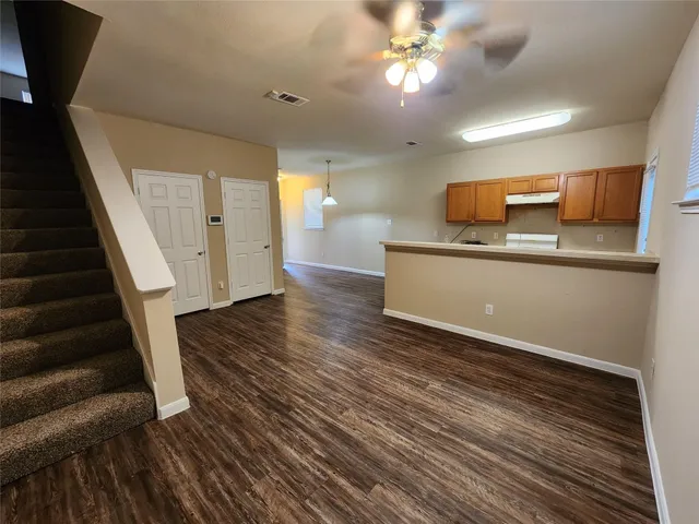 $1,500 | 11710 Chetman Drive, Unit B, Houston, TX 77065