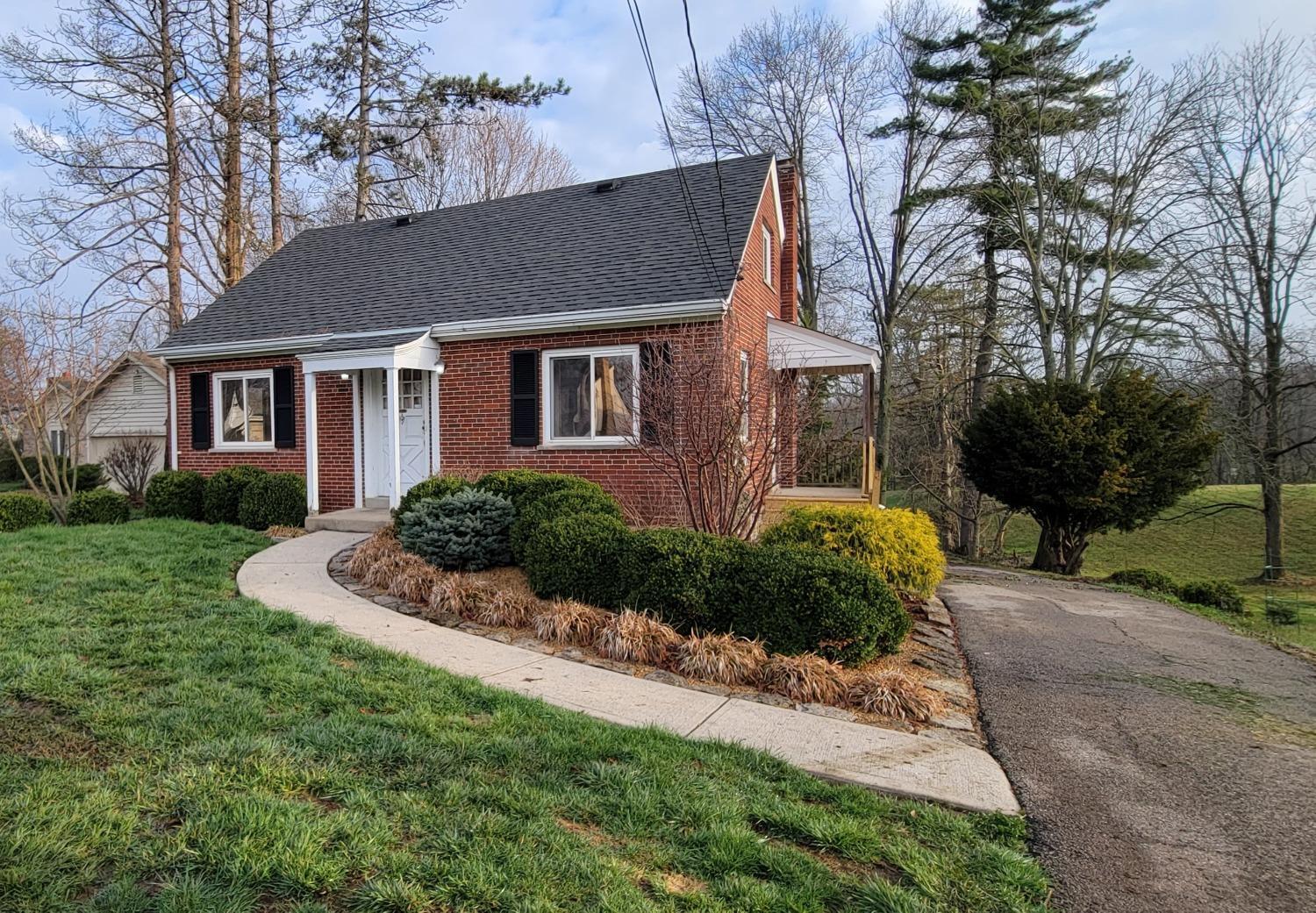 3712 Hubble Road Cincinnati, OH 45247 - Photo 1 of 32 Gallery Image 1