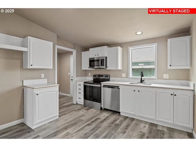 $114,999 | 4882 Lancaster Drive, Unit 72, Salem, OR 97305