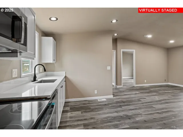 $114,999 | 4882 Lancaster Drive, Unit 72, Salem, OR 97305