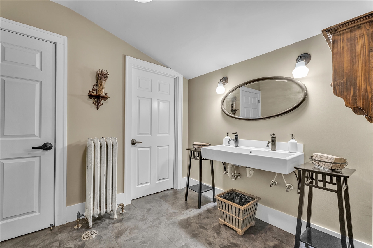 8540 Island Lake Road Dexter, MI 48130 - Photo 15 of 87