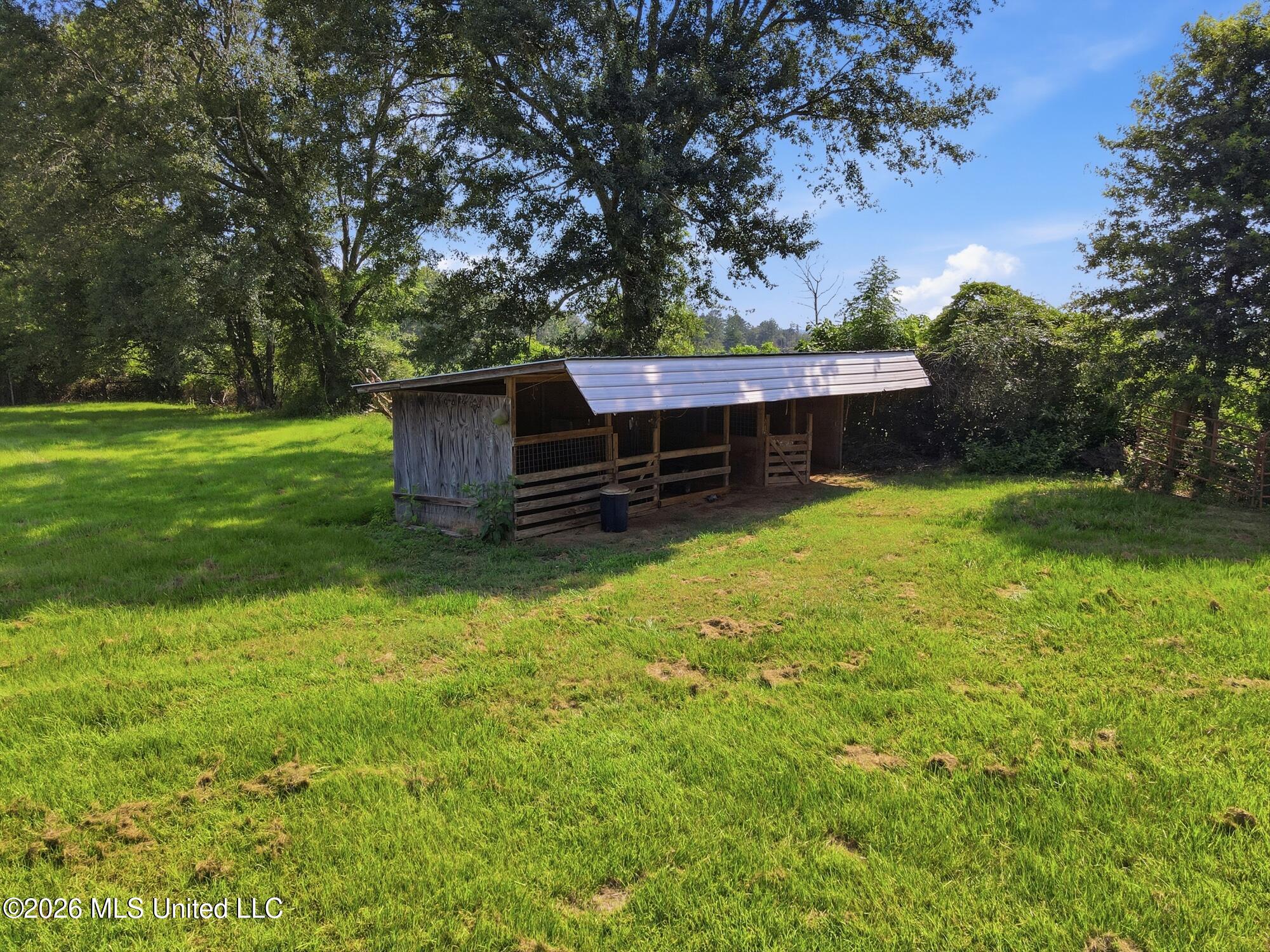 1780 Seminary-Sumrall Road Seminary, MS 39479 - Photo 38 of 51 Barn