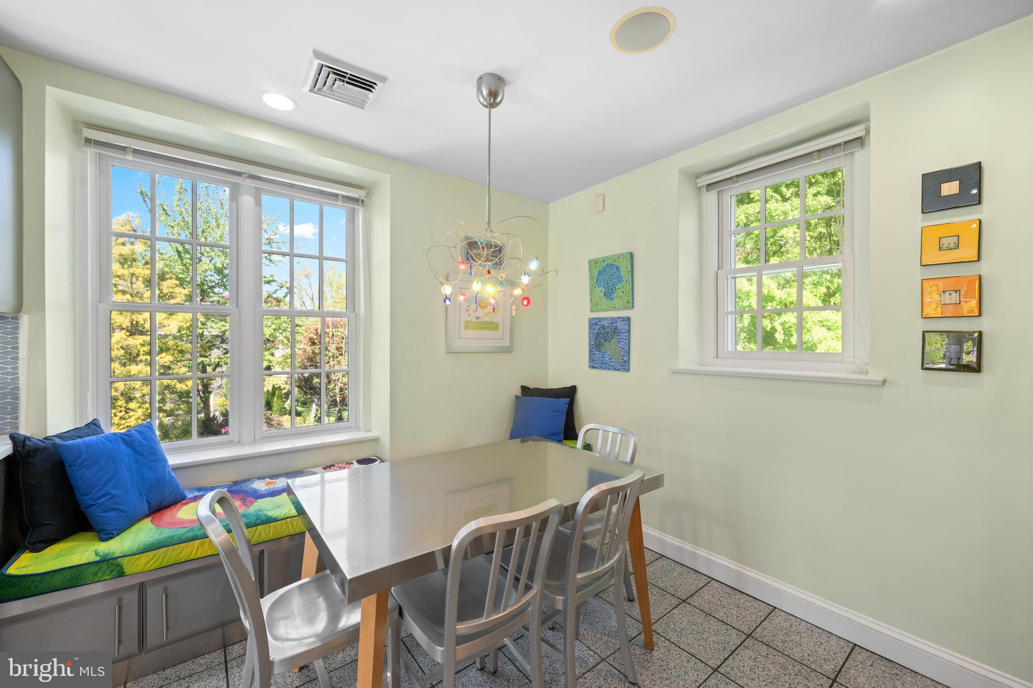 19 Derwen Road Bala Cynwyd, PA 19004 - Photo 14 of 44 Breakfast room area