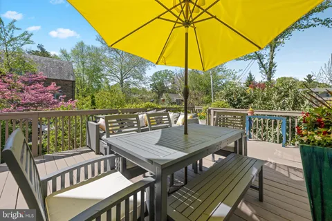 $1,595,000 | 19 Derwen Road, Bala Cynwyd, PA 19004