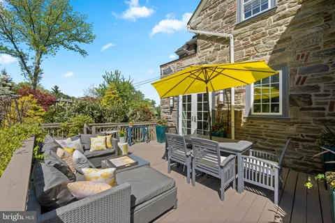 $1,595,000 | 19 Derwen Road, Bala Cynwyd, PA 19004