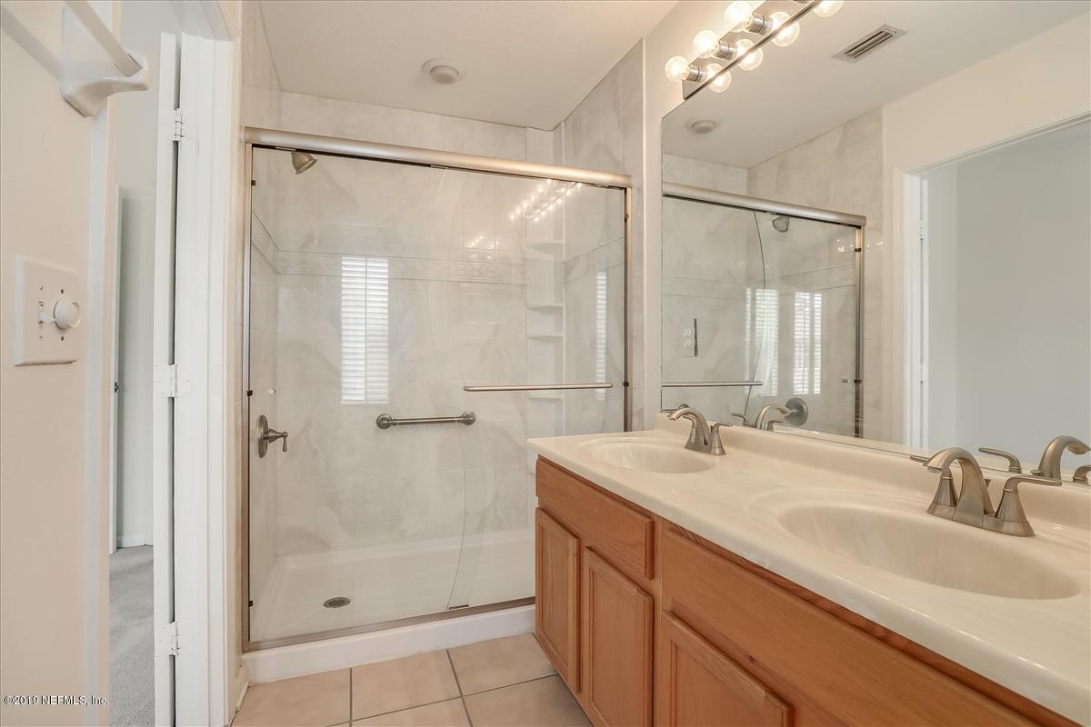 7990 Baymeadows Road, Unit 2106 Jacksonville, FL 32256 - Photo 7 of 17 07-Master Bathroom
