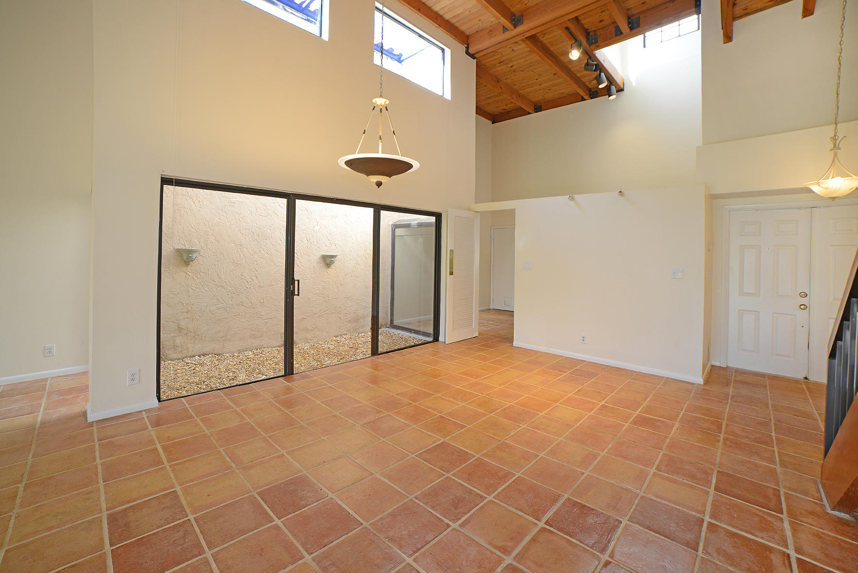 6536 Las Flores Drive Boca Raton, FL 33433 - Photo 16 of 39 Dining Area