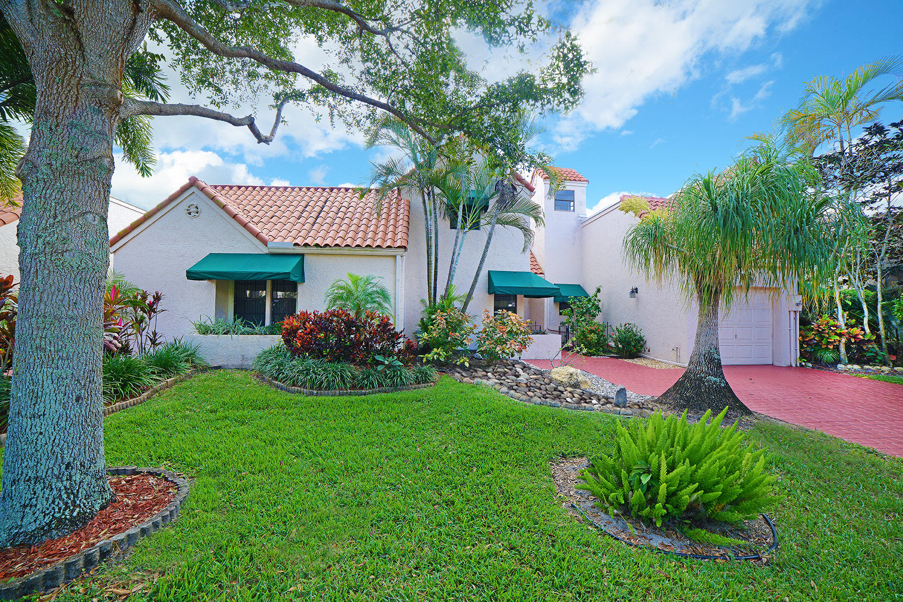 6536 Las Flores Drive Boca Raton, FL 33433 - Photo 2 of 39 6536 Las Flores Drive