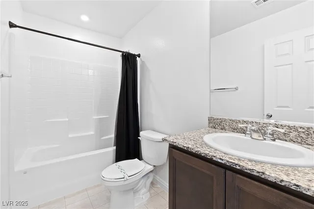 $1,390 | 5231 Dubris Drive, Las Vegas, NV 89115