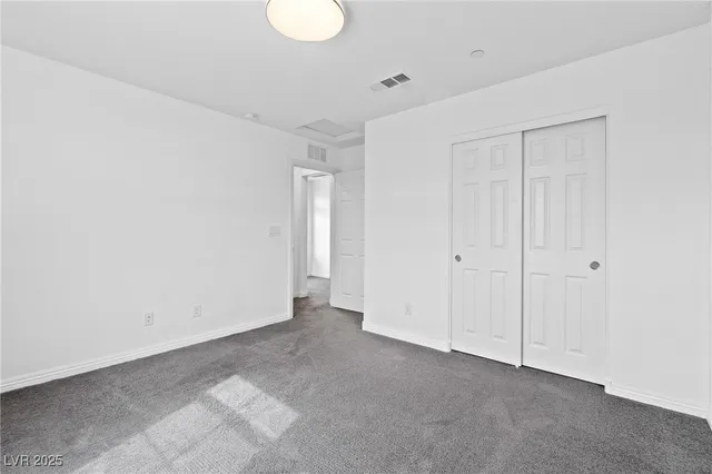 $1,390 | 5231 Dubris Drive, Las Vegas, NV 89115