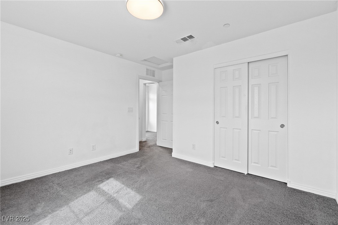 5231 Dubris Drive Las Vegas, NV 89115 - Photo 14 of 23