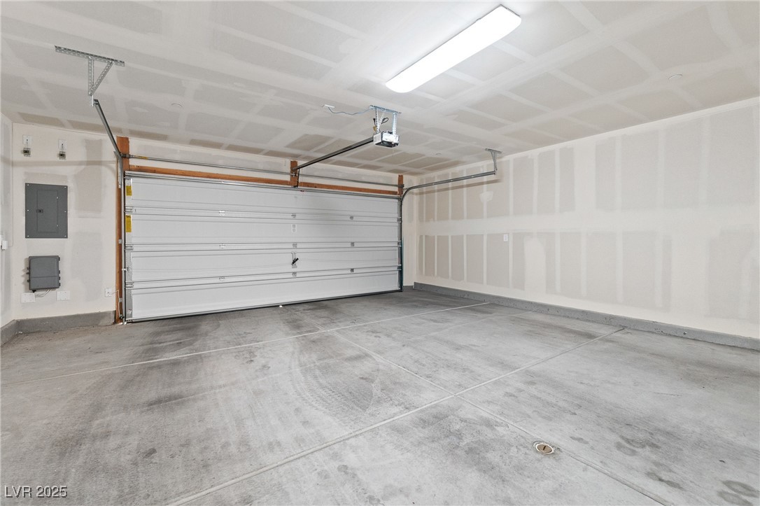 5231 Dubris Drive Las Vegas, NV 89115 - Photo 16 of 23