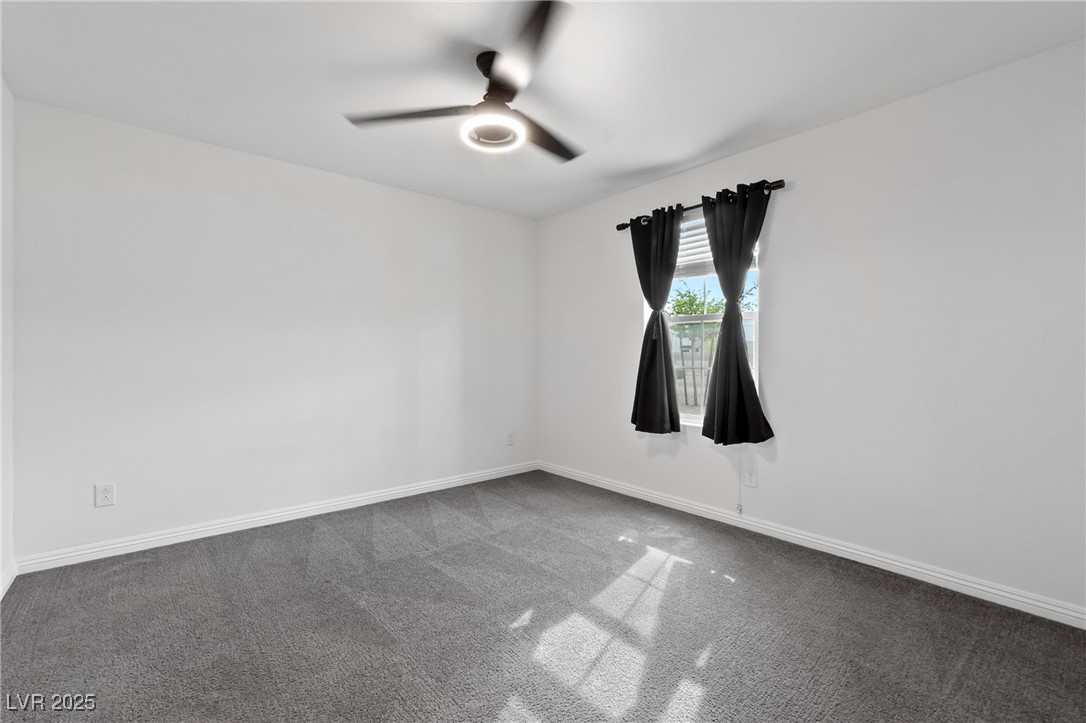 5231 Dubris Drive Las Vegas, NV 89115 - Photo 8 of 23