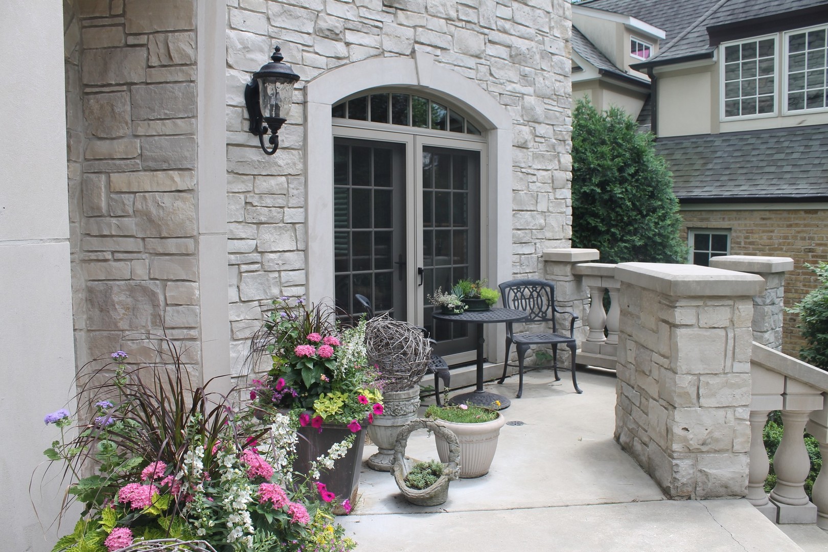 1030 Pontiac Road Wilmette, IL 60091 - Photo 2 of 25