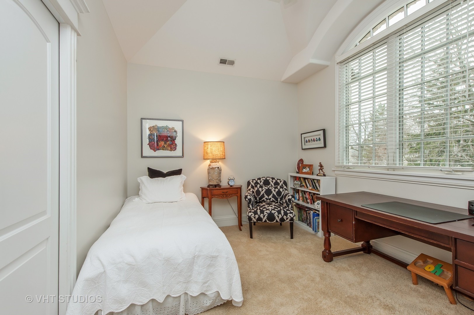 1030 Pontiac Road Wilmette, IL 60091 - Photo 15 of 25