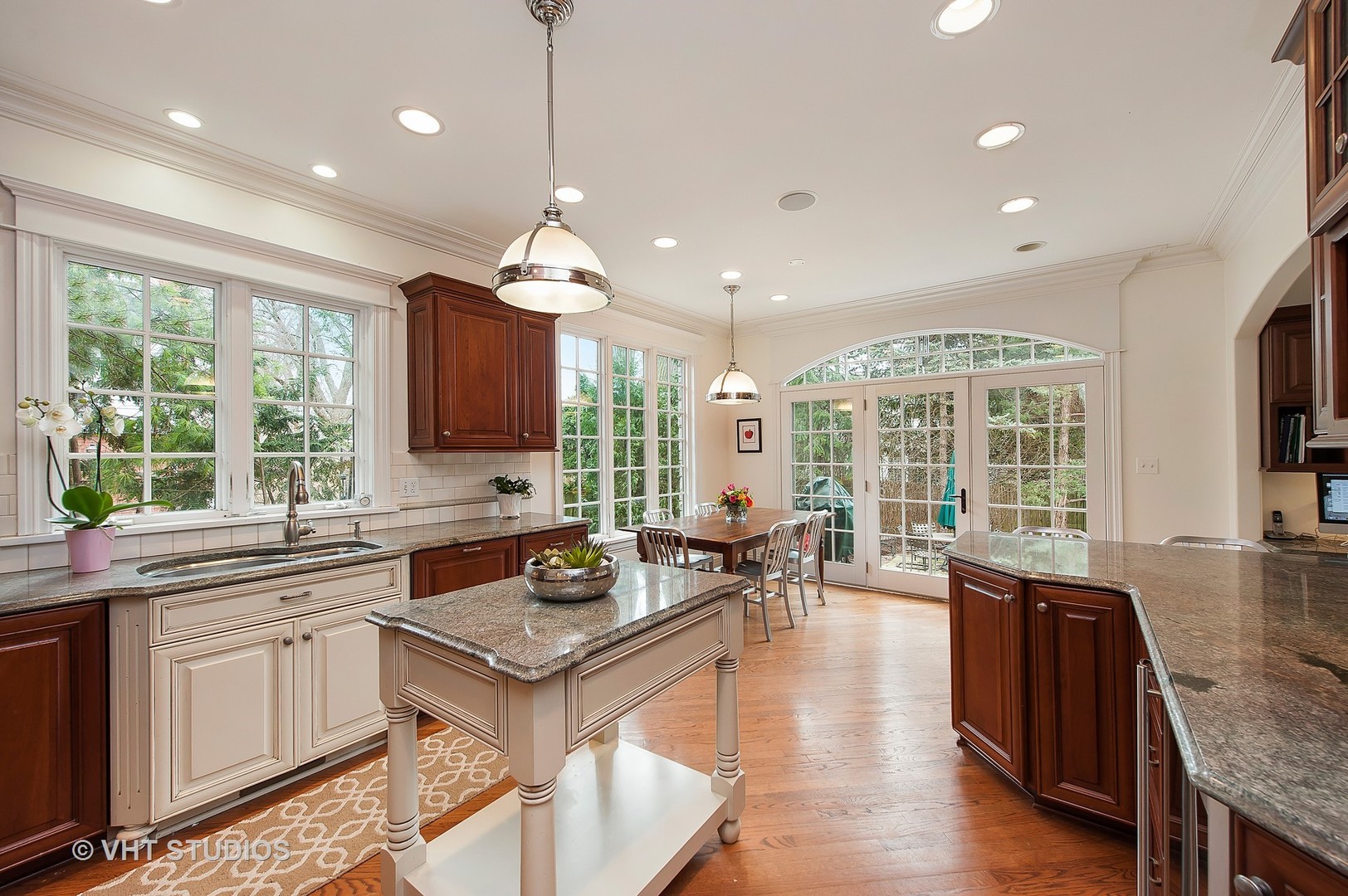 1030 Pontiac Road Wilmette, IL 60091 - Photo 6 of 25