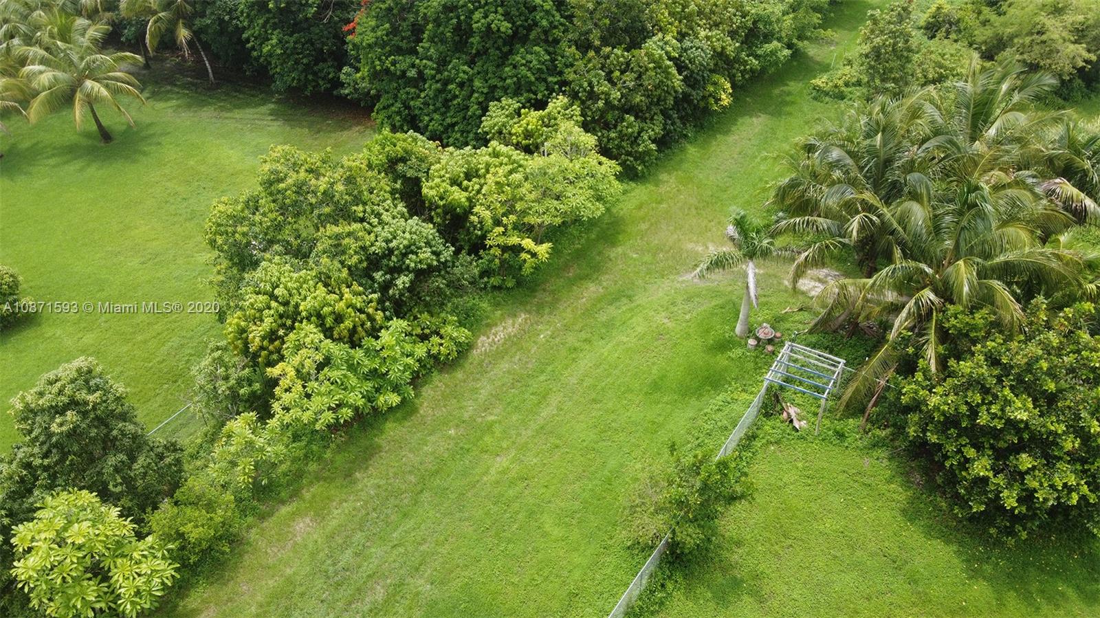 6500 Southwest 148th Avenue Southwest Ranches, FL 33330 - Photo 23 of 25 a view of a garden