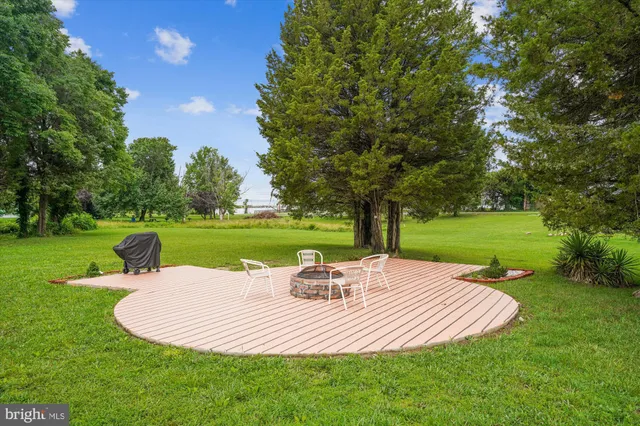 $284,999 | 36557 Irving Drive, Bushwood, MD 20618